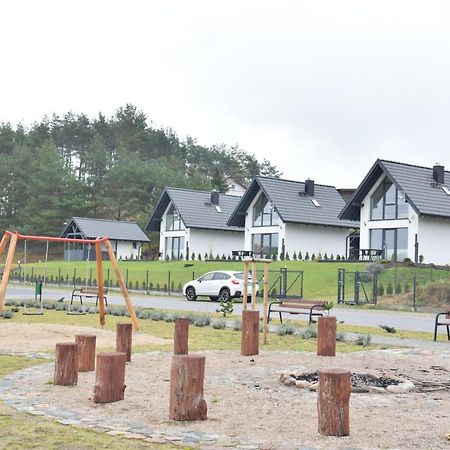Domki U Zbyszka Nad Jeziorem Z Balia Ogrodowa! Kiedrowice Buitenkant foto